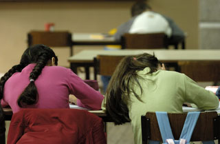 Resultado dos exames 2011 em Portugal Falta treino da escrita