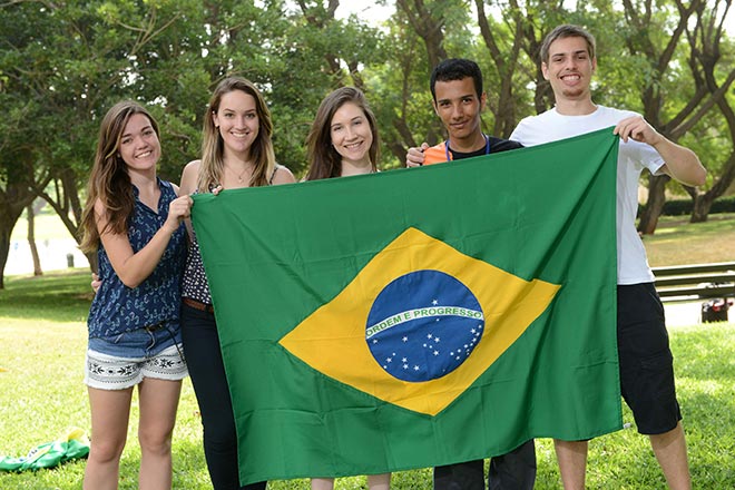 O brasileiro já é a língua do Brasil?